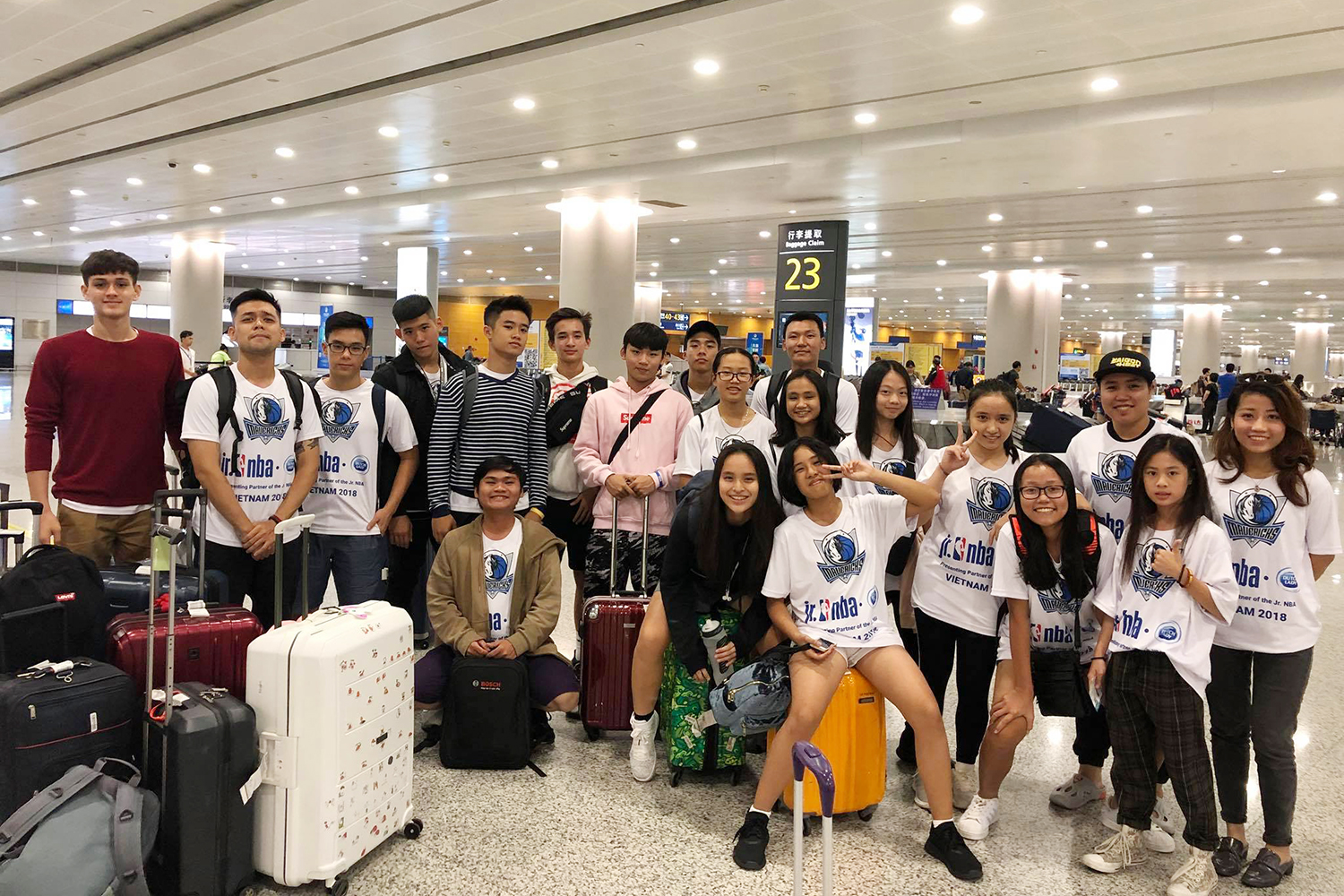 Lộ diện tài năng 15 tuổi cao 1m88, vừa chơi bóng hay, vừa đẹp trai rạng ngời ở VBA Try Out Đà Nẵng